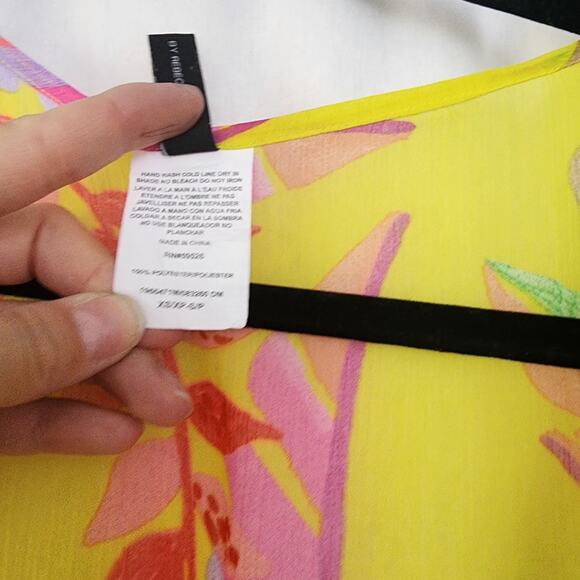 BECCA Costa Printed Bella Yellow Floral Vibrant Chiffon Beach Cover Up Size XSS - Picture 6 of 8